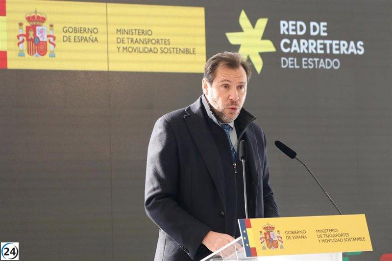 Óscar Puente desacredita a la Xunta en relación al vertido de pélet por falta de utilización de sus recursos.