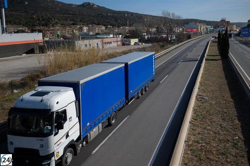 Fomento presiona al Ministerio de Transportes para garantizar la distribución de mercancías regionales en Europa