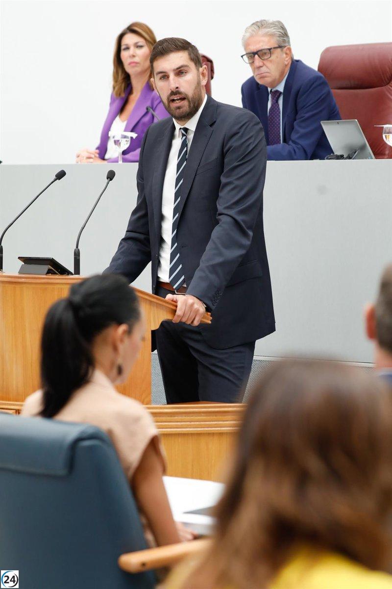 Antelo confía en colaboración del PP para mejorar la Ley del Mar Menor.