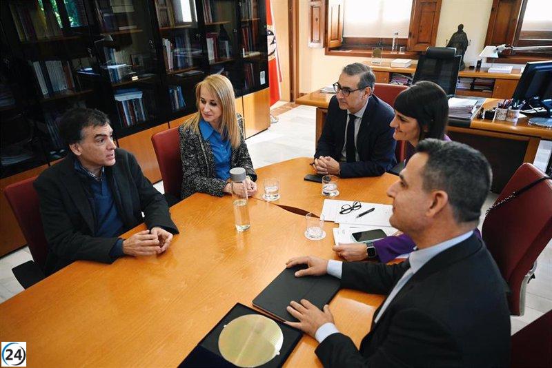 El Gobierno respalda la creación de centro de excelencia en ciberseguridad y chips en Murcia.
