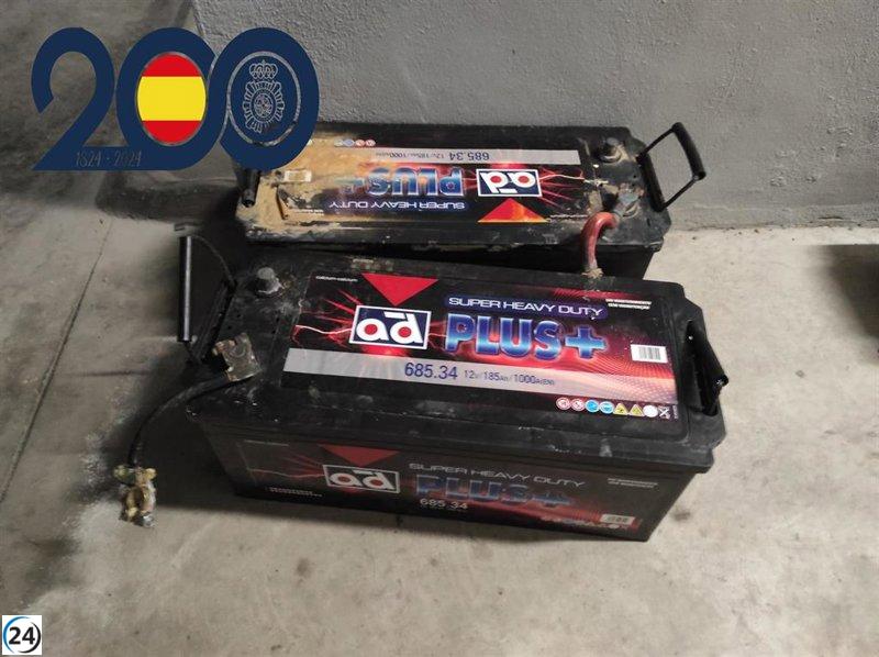 Un hombre detenido por robar baterías de coches en Lorca, Murcia.