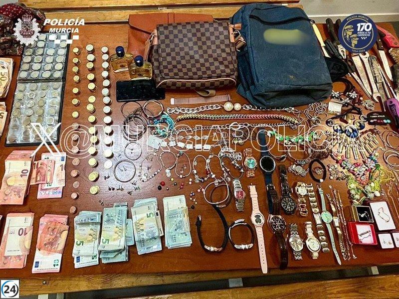 Detenido conductor en El Palmar con dinero y joyas robadas