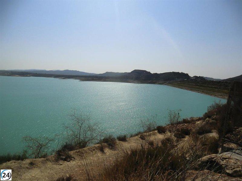 Baja el nivel de agua en los embalses del Segura: solo al 24,5% de capacidad, confirma la CHS