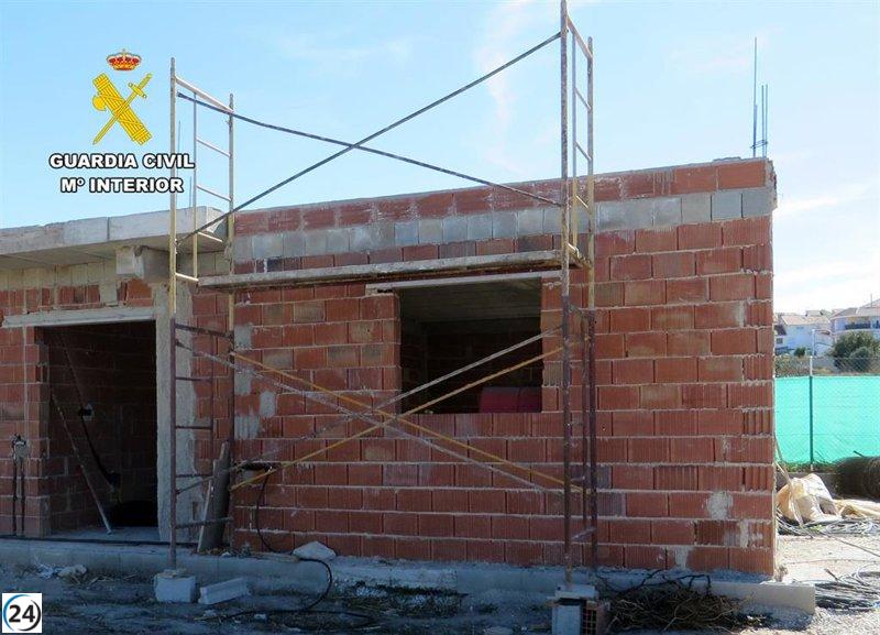 Guardia Civil investiga a dos vecinos de Pliego por presunta construcción ilegal de vivienda