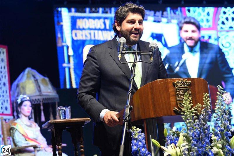 Abanilla se entrega a la Santísima Cruz en sus Fiestas Patronales, según López Miras