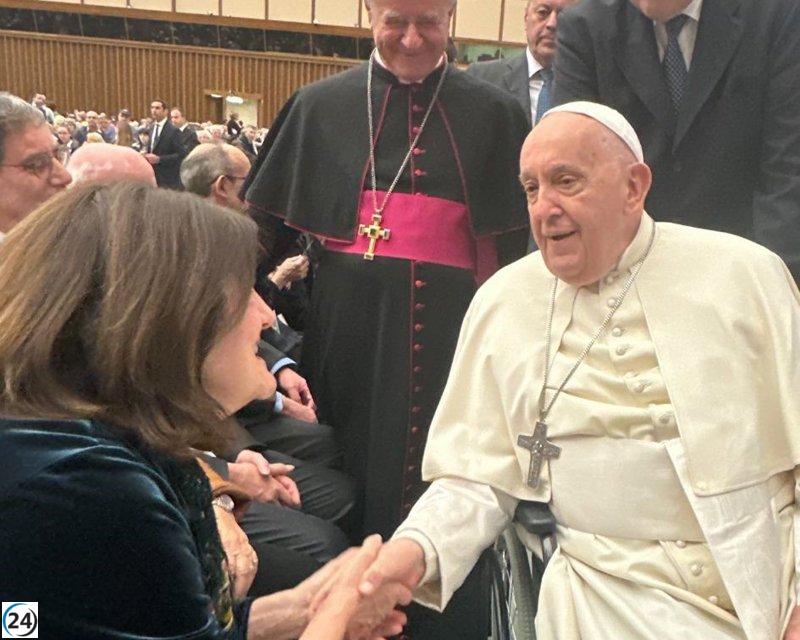 Líder de la UCAM en encuentro con el Papa y familias intergeneracionales