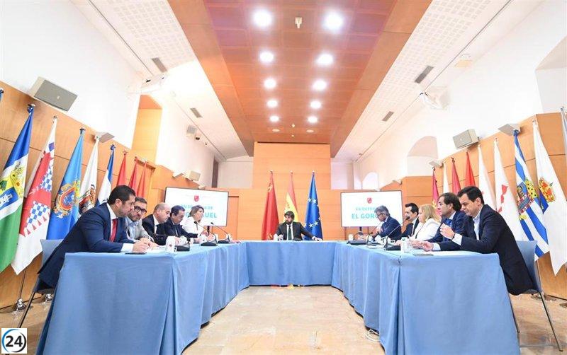 López Miras desafía a Sánchez a reunirse con la sociedad civil para impulsar El Gorguel.
