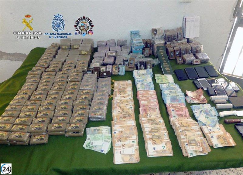 Operación policial desmantela red de narcotráfico en la región montañosa.