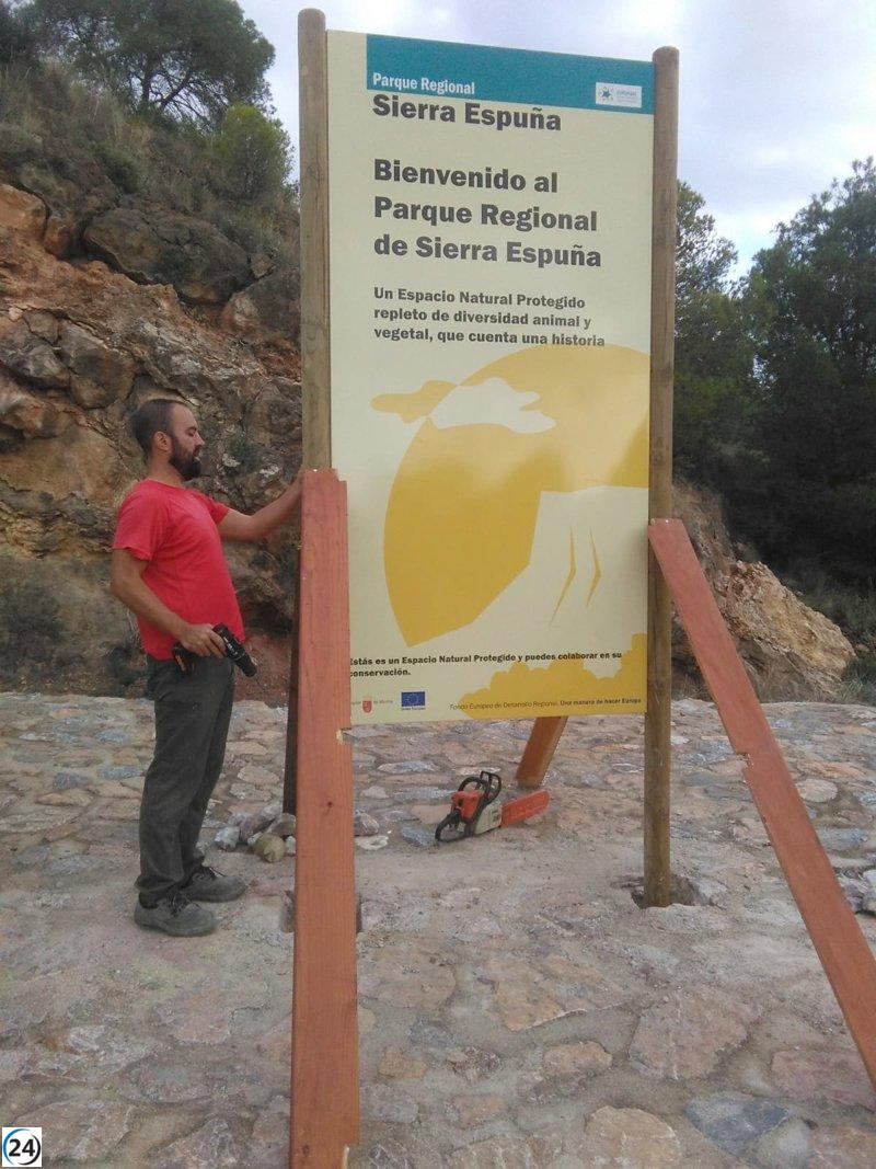 La CARM incrementa la señalización en espacios naturales protegidos de la Región de Murcia.