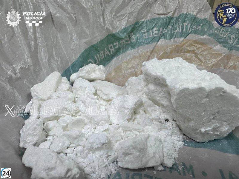Tres individuos arrestados con 105 gramos de cocaína en Murcia.