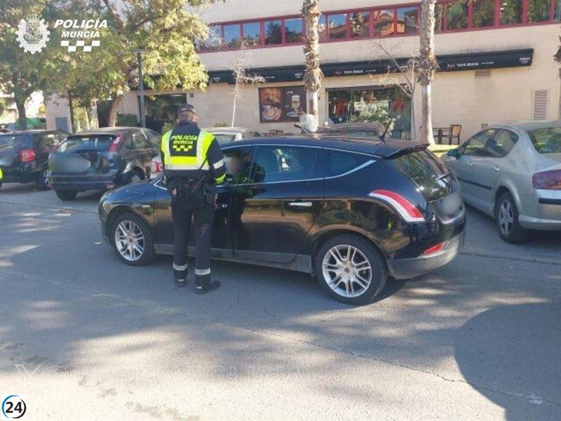 La Policía de Murcia denuncia a un conductor por dar positivo en drogas.