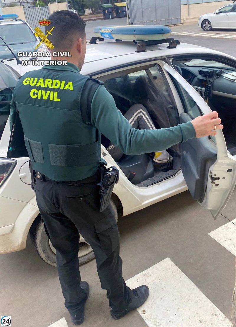 Menor arrestado por apuñalamiento en parque de Mula, según la Guardia Civil.