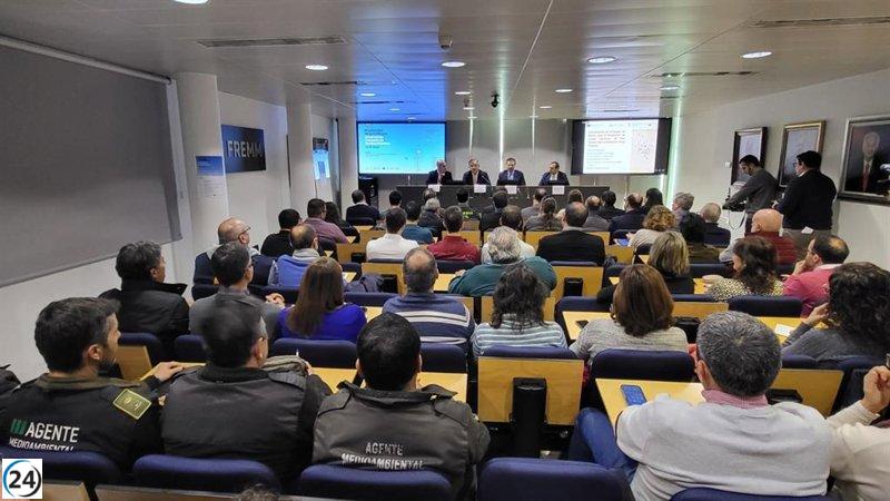 La Comunidad invierte casi 2 millones en la adaptación de líneas eléctricas para salvaguardar la avifauna.