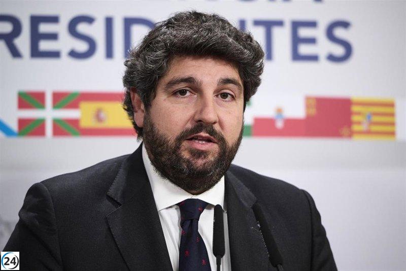 López Miras denuncia el retraso del CPFF y su dependencia del calendario andaluz de Montero.