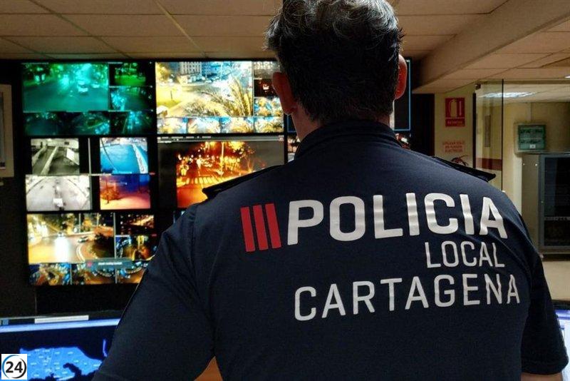 Dos hombres arrestados tras pelea en autobús en Cartagena.