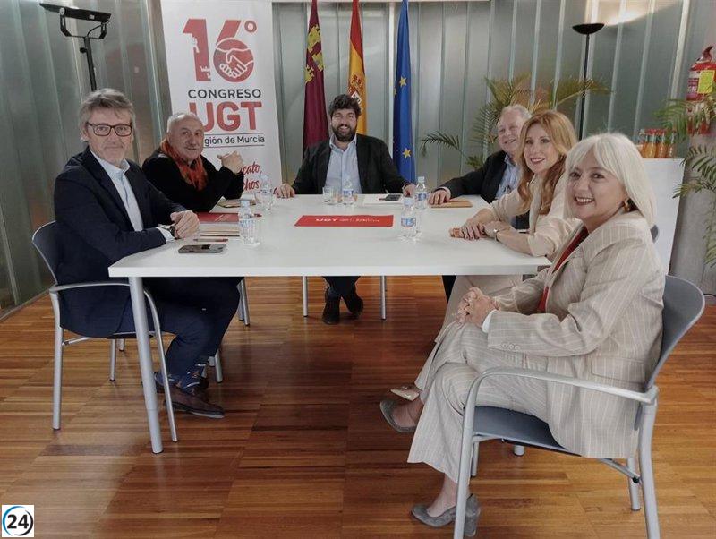 Paqui Sánchez asume la secretaría general de UGT en Murcia con un apoyo abrumador del 93,71% en el Congreso Regional.