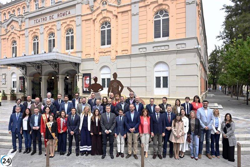 Fiestas de Primavera: 200 actividades nuevas, incluyendo espectáculo lírico en la Carroza Real.