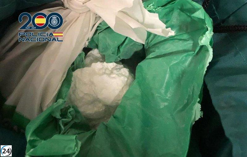 Capturan en Murcia a dos hombres por desechar 330 gramos de cocaína desde su vehículo.