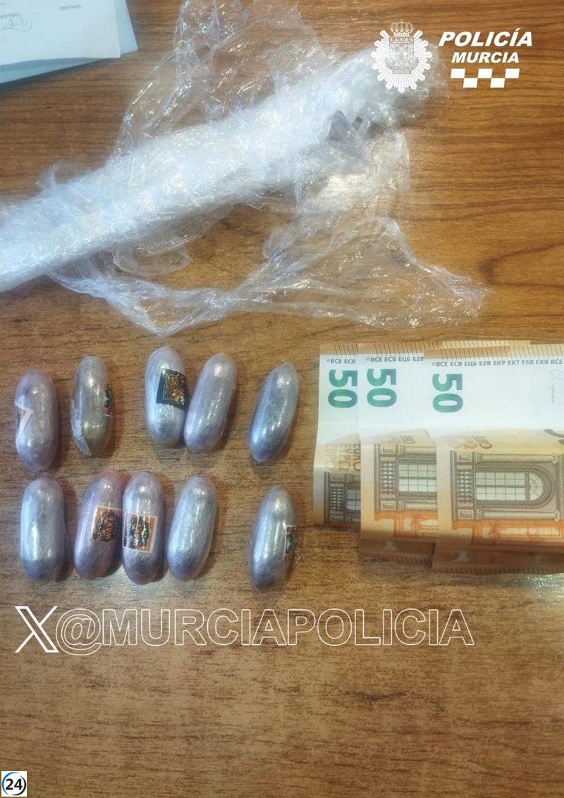 Detenido en Murcia un hombre que transportaba hachís en su patinete.