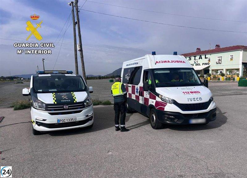 Guardia Civil socorre a mujer embarazada con hemorragia en Cartagena.