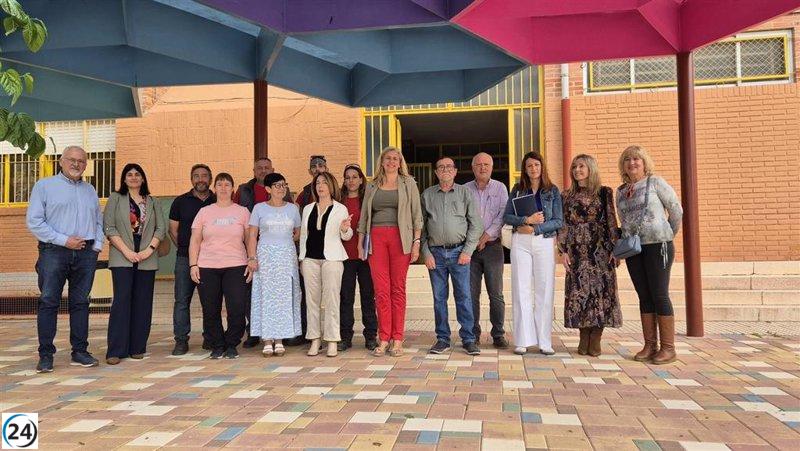 Murcia lanza nueva pérgola en el CEIP Río Segura de Javalí Nuevo.