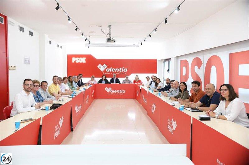 PSOE solicita a López Miras convocar a todas las fuerzas políticas para lograr un consenso sobre la gestión del agua.