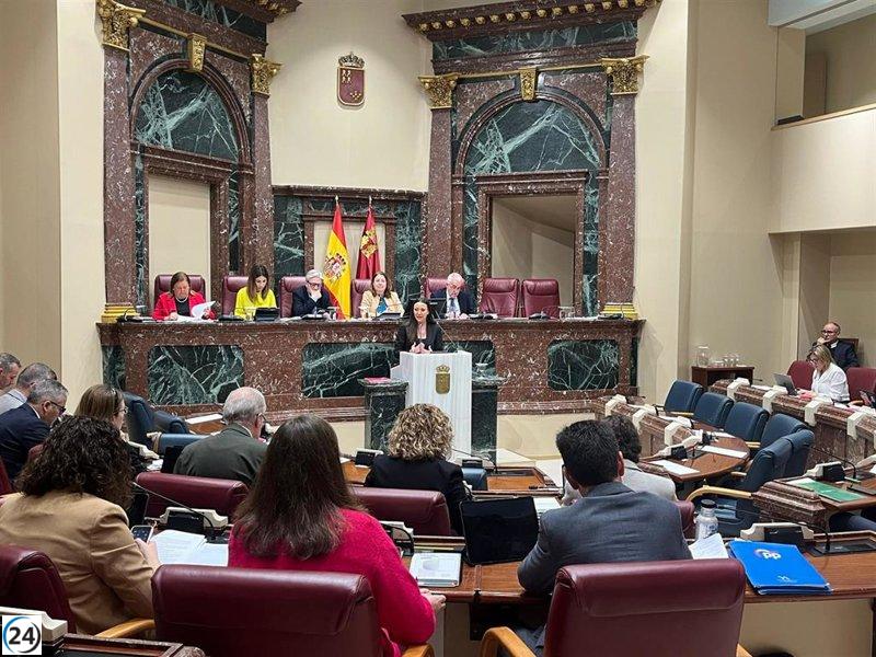 Conesa se presentará ante la Comisión de Industria para detallar la marca Festivales y los resultados del bono turístico.