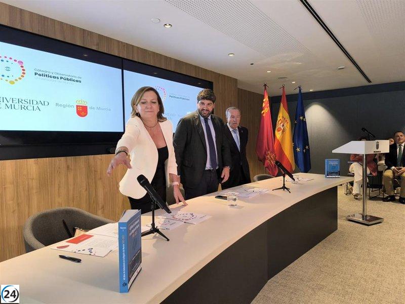 López Miras califica el enfrentamiento de Leire Díez y Aldama como un circo ridículo ajeno a la política.