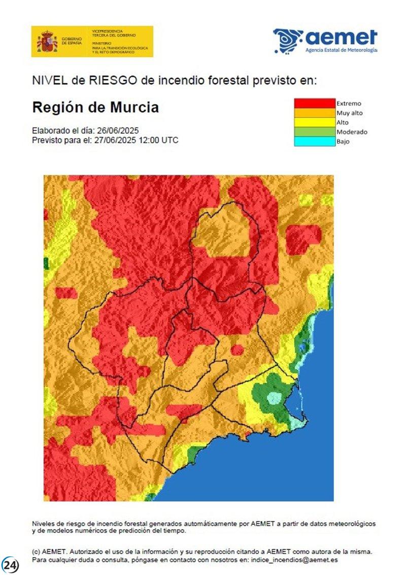Este viernes, la Región de Murcia enfrenta un elevado riesgo de incendios forestales.