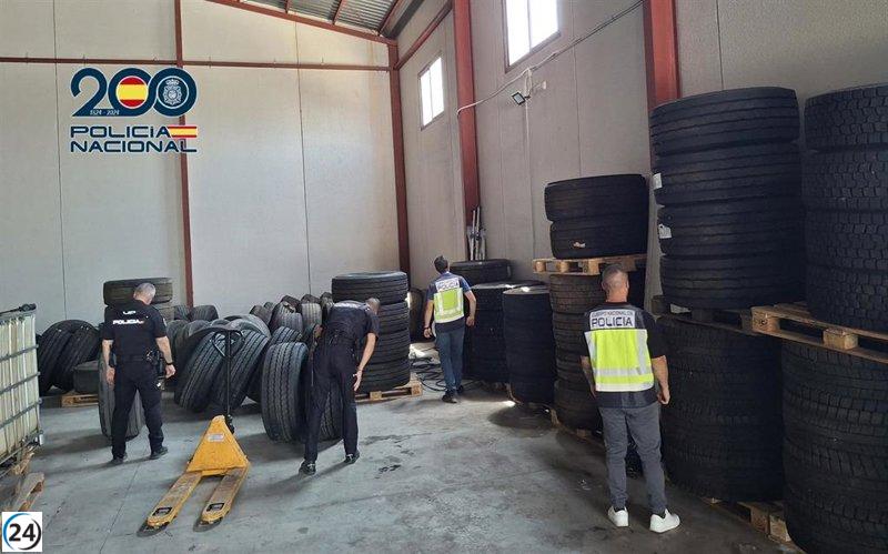 Desmantelan banda de robos de neumáticos y descubren 20 tanques de gasoil.