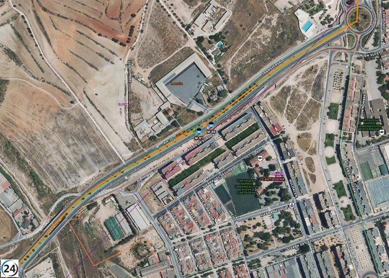 Ciclista de 63 años pierde la vida tras ser embestido por un coche en Cartagena.