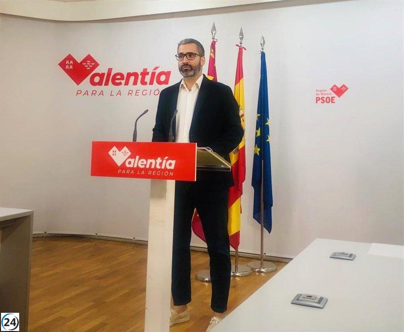 El PSOE de Murcia insta a López Miras a abandonar su alianza con Vox y ofrece un pacto incondicional.
