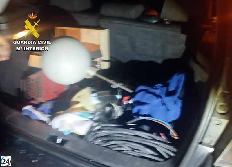 Desmantelan banda que asaltaba chalets en Mula y arrestan a cuatro implicados.