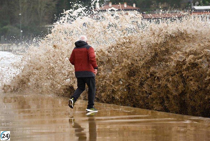 Aumenta la alerta a naranja por tormentas y granizo en la Vega del Segura.