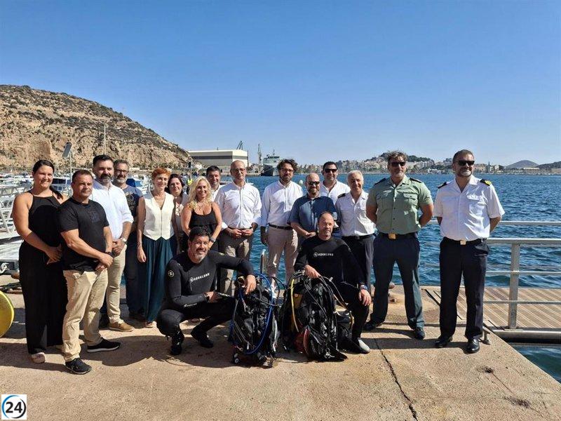 El CIFP Hespérides lanza el primer programa de Técnico Deportivo en Buceo en la Región, iniciando en octubre.