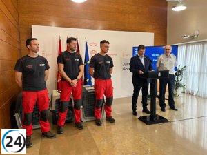 Murcia presenta su nueva Unidad Canina de Bomberos, lista para operar pronto.