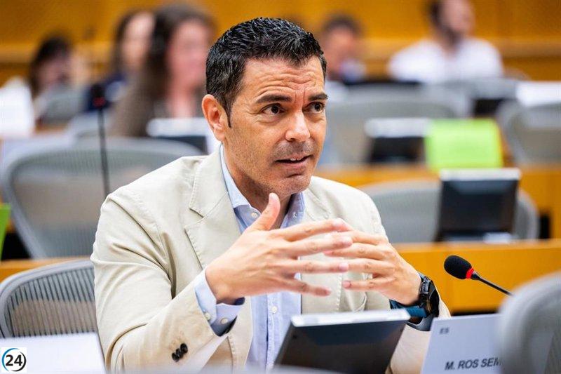 Eurodiputado socialista pide a López Miras que corrija su voto contra los 14.000 millones para el decreto antiaranceles.