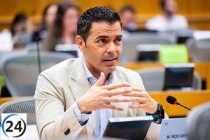 Eurodiputado socialista pide a López Miras que corrija su voto contra los 14.000 millones para el decreto antiaranceles.