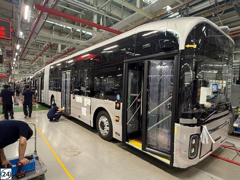 Los primeros siete tranvibuses de Murcia entran en la recta final de su construcción.