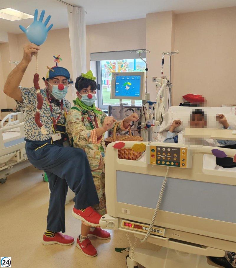 Cerca de 4.000 niños reciben anualmente apoyo terapéutico de los 'payasos de hospital'.