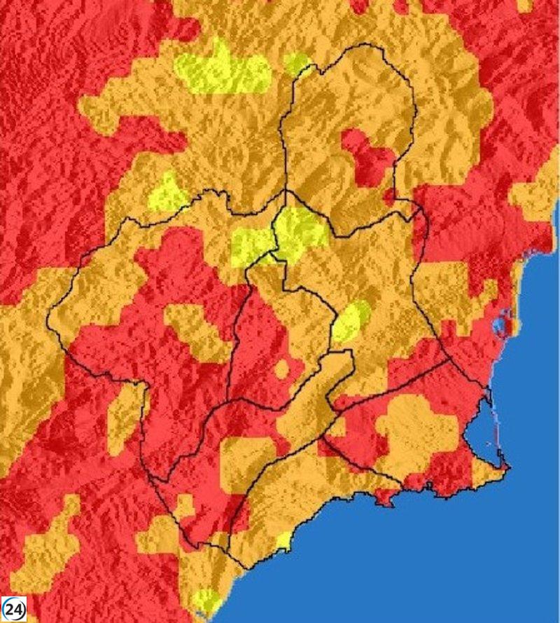 Alerta máxima por incendios forestales en Guadalentín, litoral oeste y Noroeste este jueves.