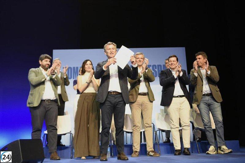Feijóo propone visados para inmigrantes con conocimientos culturales españoles y en sectores con escasez de trabajadores.