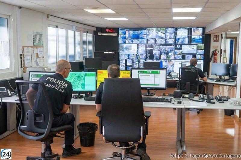 Carreteras en Cartagena cerradas por lluvias; Policía Local advierte sobre seguridad en la autovía de La Manga.