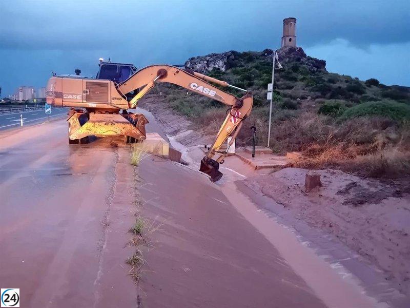 La dana Alice provoca el cierre de múltiples carreteras en Murcia.