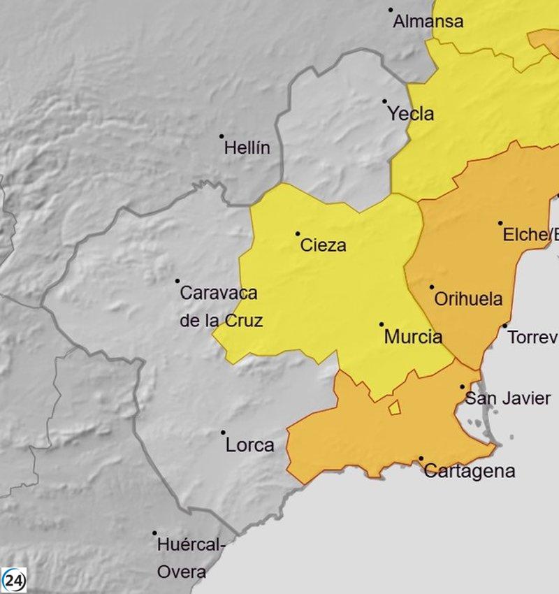 Lluvias persistentes afectan a Cartagena, Mazarrón y la Vega del Segura durante la mañana del sábado.