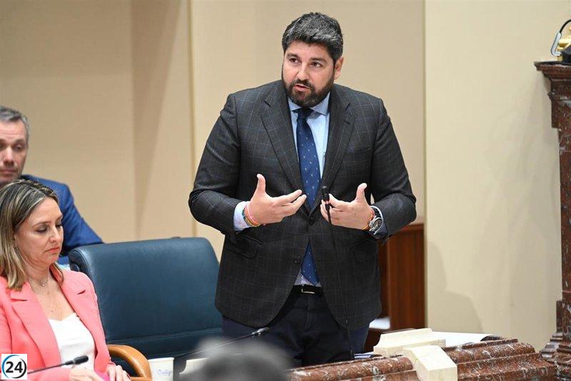 López Miras queda exento de comparecer mensualmente en la Asamblea Regional tras el rechazo a la reforma del Reglamento.