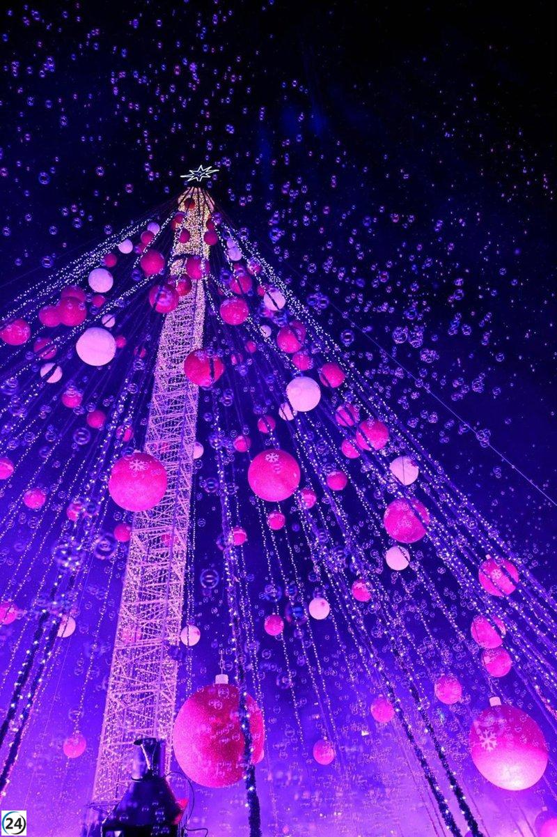 Actividades del Gran Árbol de Navidad de Murcia se moverán al sábado debido a la lluvia.