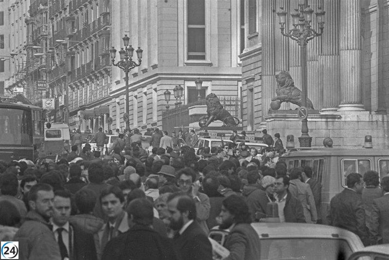 Agitación estudiantil en Murcia tras fallido intento de golpe de Estado, según informes policiales.