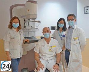 Nuevo mamógrafo en Hospital de La Arrixaca permitirá hacer más de 1.000 pruebas al año.