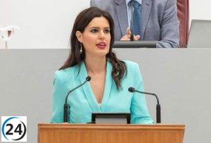 Guardiola acusa a Vélez por ser el primer candidato imputado por corrupción en la Región.